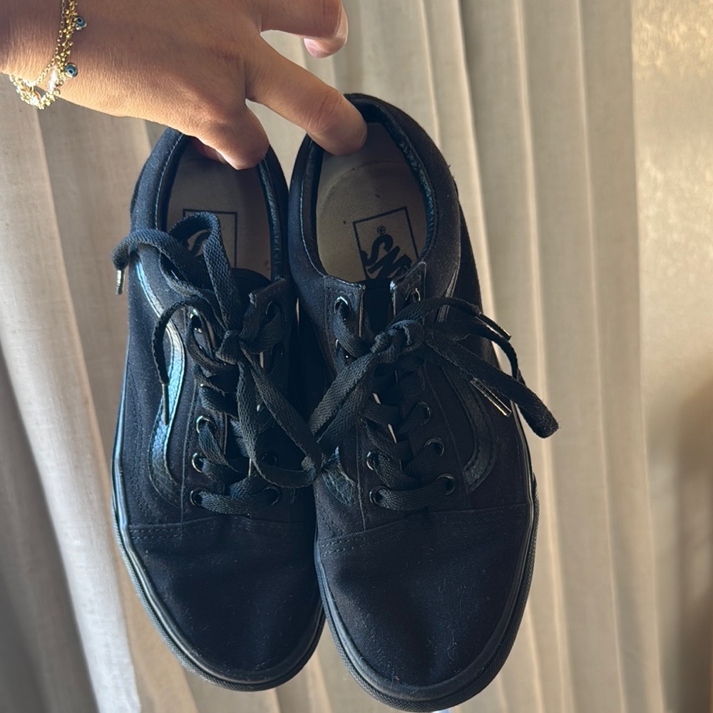 Vans Black Sneakers Classic Low-Profile Design
